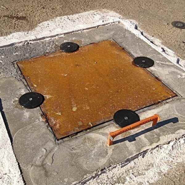 fundilock prevent theft of manhole covers