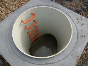 amiblu manhole steps
